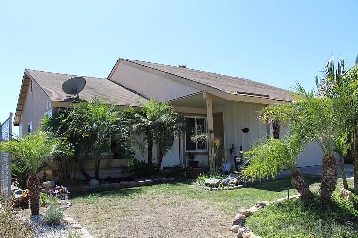 1st image of 6081 Flipper Dr