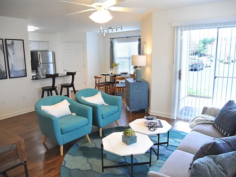 Bridlewood On Westland Apartments — Photo 24