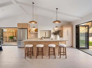 1916 Laurel Rd, Oceanside, CA 92054