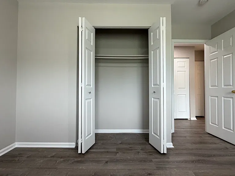 4548 Rosemarie Dr — Photo 19