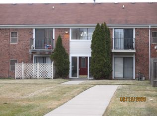 43298 Mound Rd #33, Sterling Heights, MI 48314