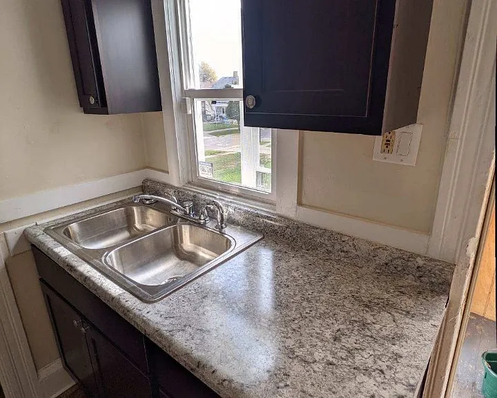 448 E Weber St #2 — Photo 3