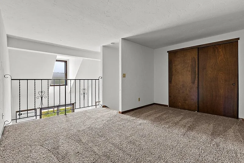 1 bed, 1.0 bath, 697 sqft, $999 — Photo 4
