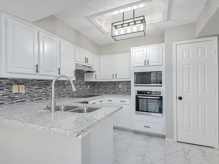 717 Marble Canyon Cir — Photo 12