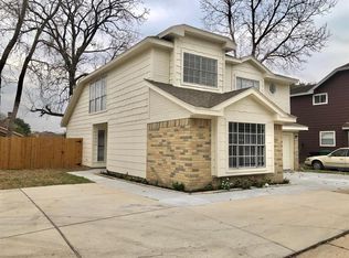 6450 Chatham Island Ln, Houston, TX 77035