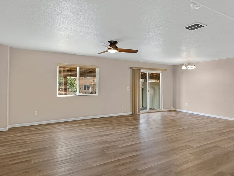4227 Date St — Photo 2