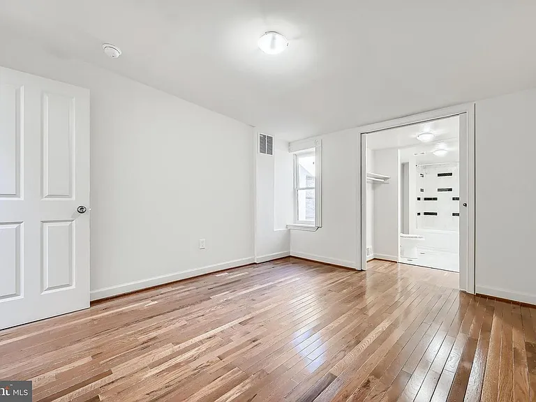 456 E Federal St — Photo 4