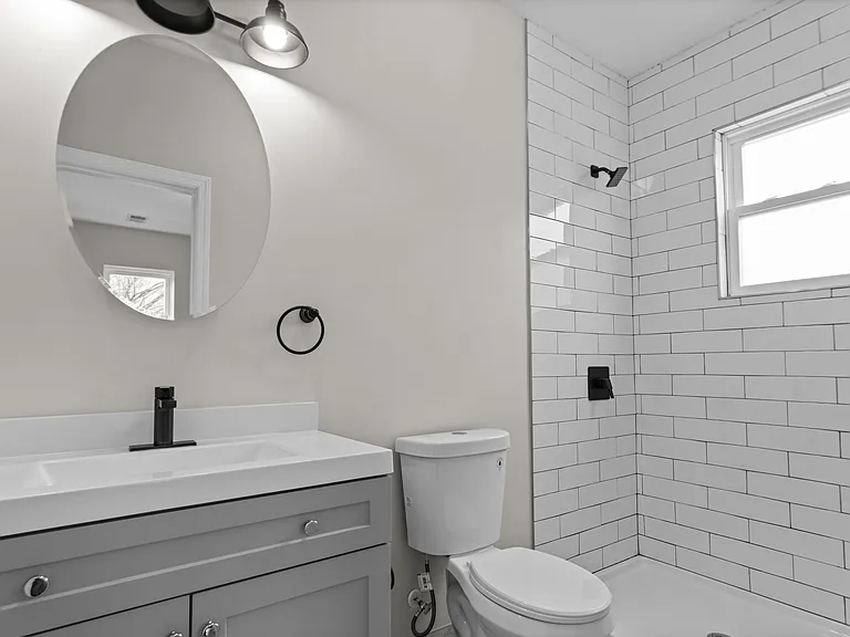 178 Union Ave — Photo 19