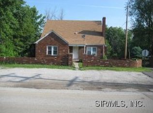 8 W Delmar Ave, Alton, IL 62002