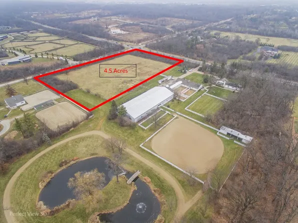 0 Old School Rd, Libertyville, IL 60048