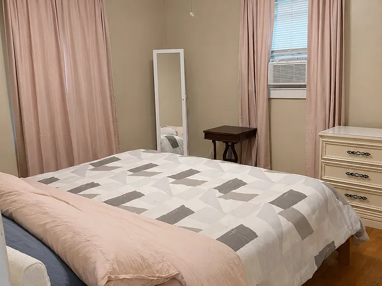 12 Heath St #1 — Photo 12