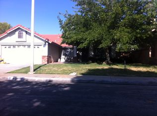 43361 Carpenter Dr, Lancaster, CA 93535