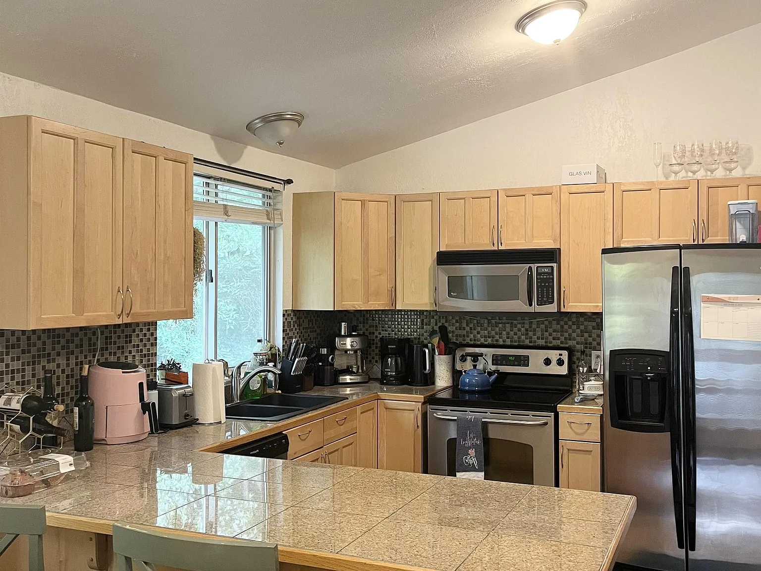 211 Redwood Circle - 1 — Photo 2
