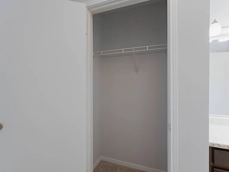 Cambridge Park Apartments — Photo 103