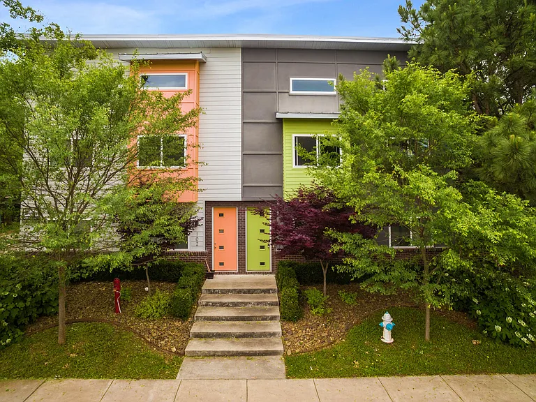 1337 N Oakland Ave #2 — Photo 1