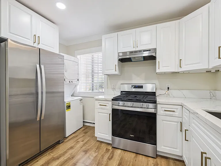 2106 Crenshaw Blvd — Photo 24