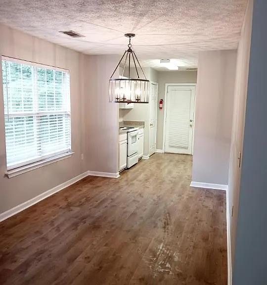 7040 Branch Crossing Way — Photo 5