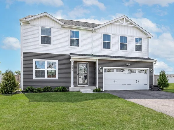 412 Biscayne Ln, Yorkville, IL 60560