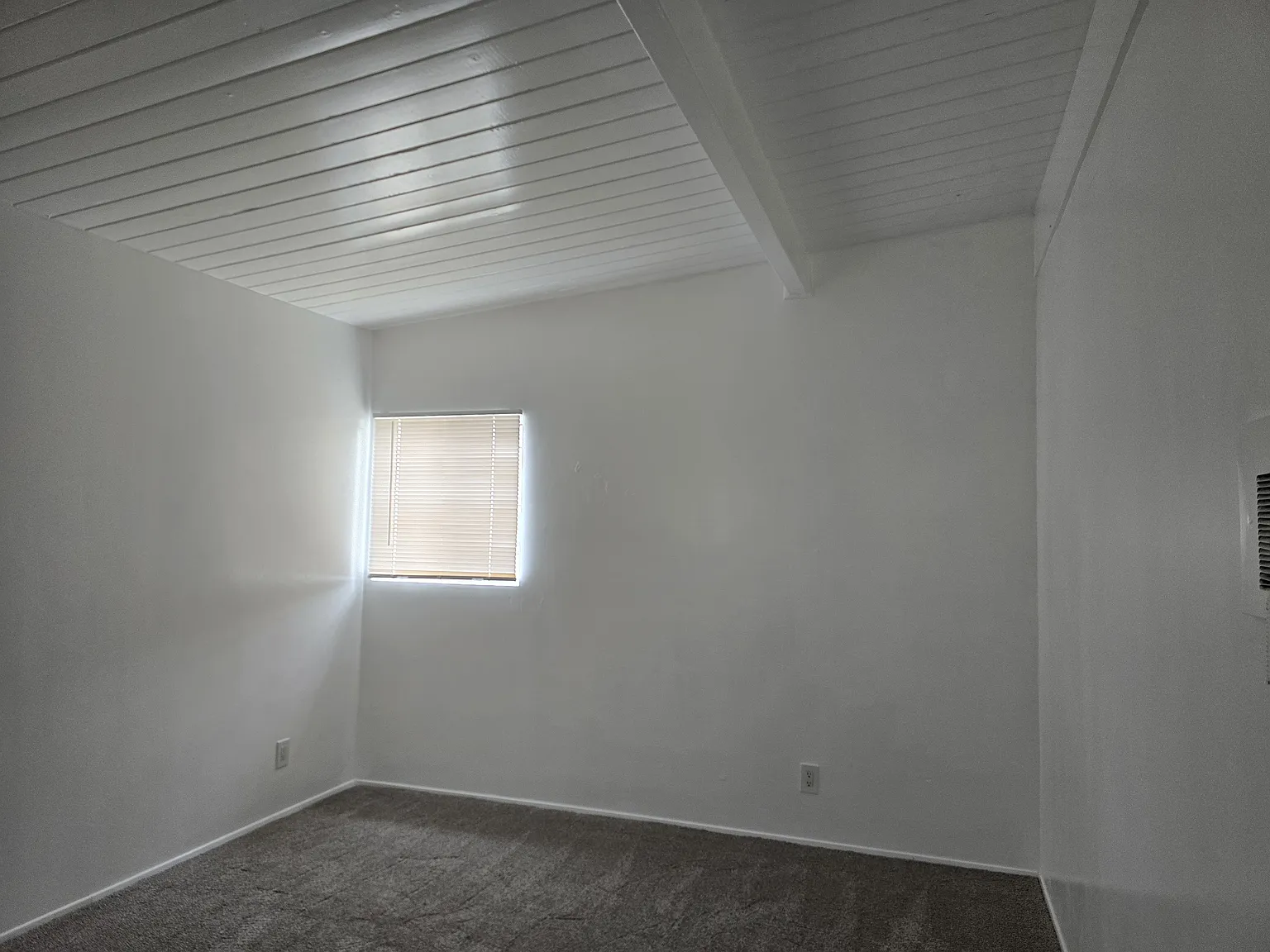 1 bed, 500 sqft, $2,500 — Photo 3
