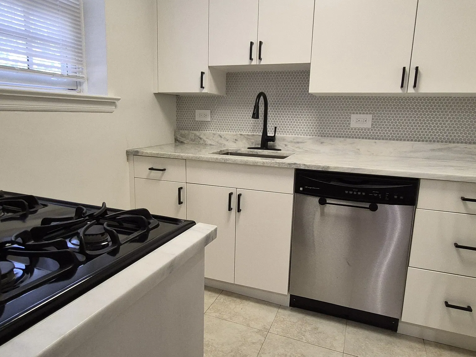 1 bed, 700 sqft, $2,650 — Photo 4