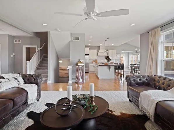 N6147 Red Wing LANE, Elkhorn, WI 53121