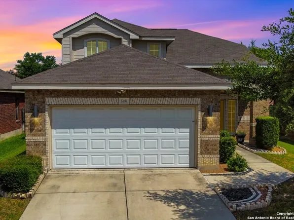 8011 Grissom Crst, San Antonio, TX 78251