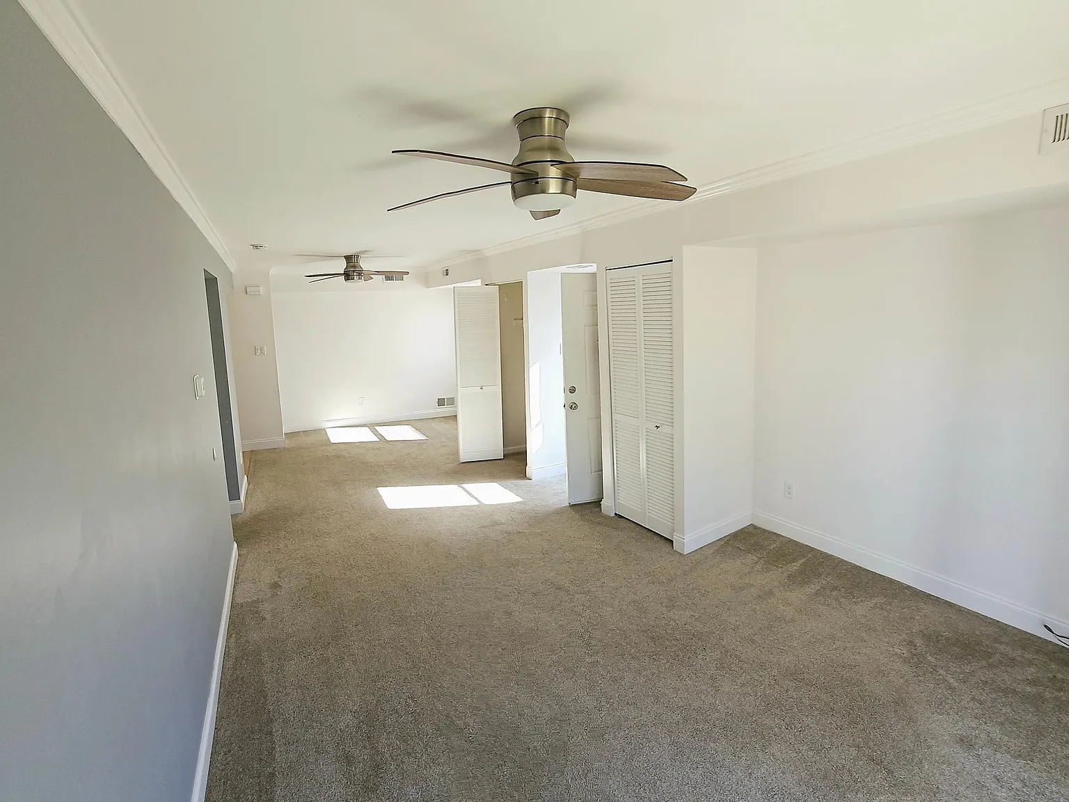 2 bed, 1200 sqft, $2,200 — Photo 4