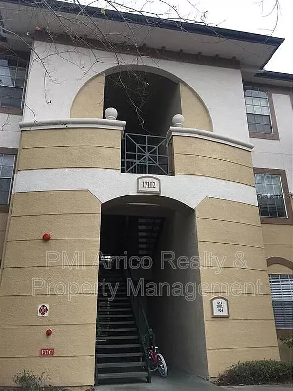 2 bed, 2.0 bath, 1032 sqft, $1,390 — Photo 1