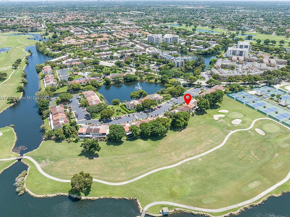 14369 Kendale Lakes Cir, Miami, FL 33183 Zillow