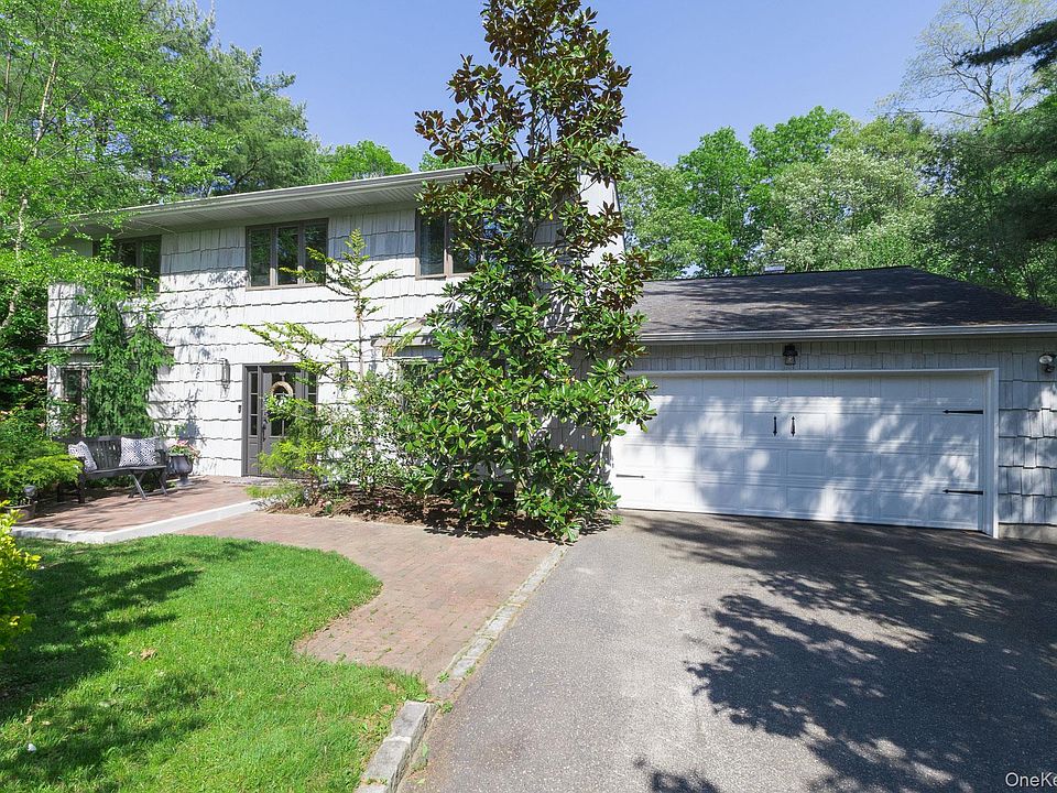 1st image of 22 Stonehurst Lane