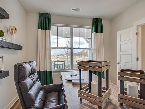 3rd image of 1744 Lannister Avenue Lot #31