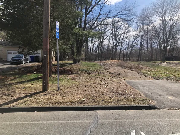 577 Goodwin Street, East Hartford, CT 06108