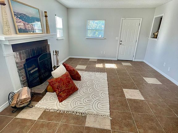 Family Room/Den with Fireplace