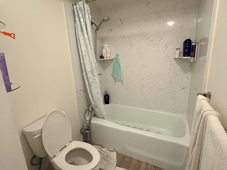 1212 Punahou St #1808 — Photo 2
