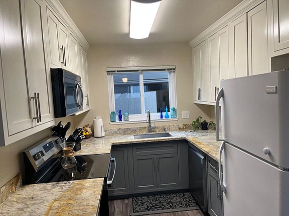 5th image of 2162 Carlmont Dr APT 5