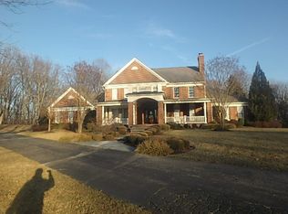 16421 Equestrian Ln, Rockville, MD 20855