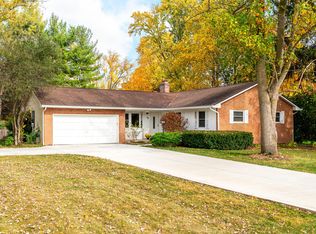 98 Grandview Dr, Dublin, OH 43017