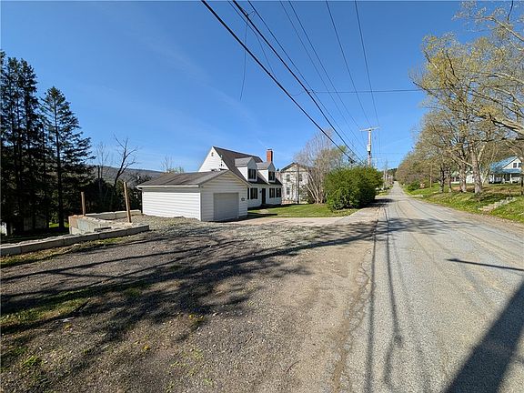 3rd image of 405 W Green St