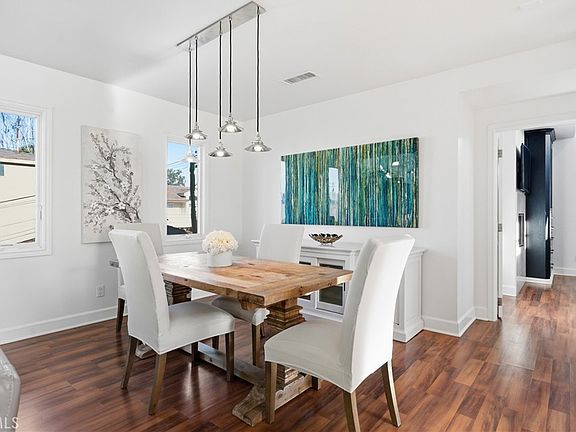 5th image of 426 1/2 Narcissus Ave #1/2