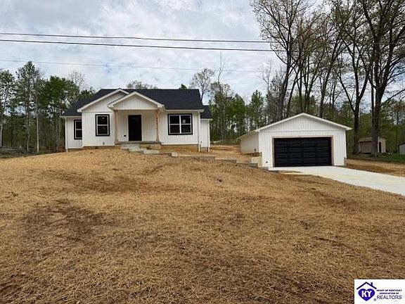4th image of 412 Woods Rd