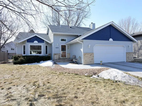 2802 24th Ave S, Fargo, ND 58103