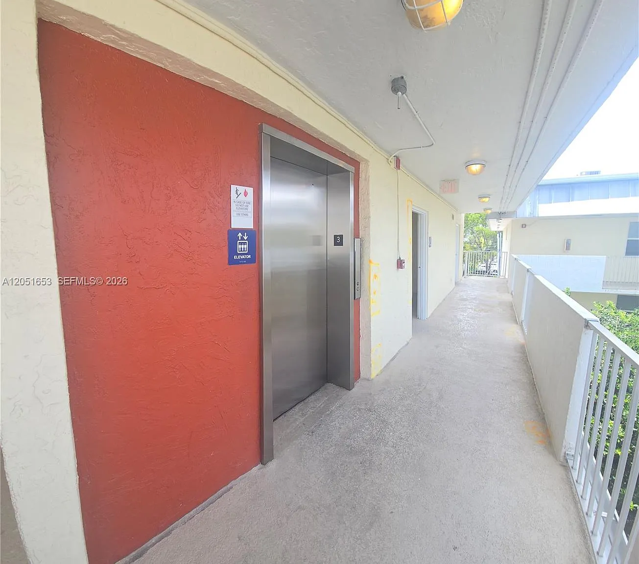 Palms Of Pinecrest Condo — Photo 3