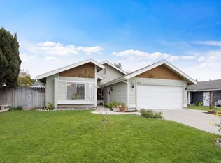 6152 Calle Arena, Camarillo, CA 93012