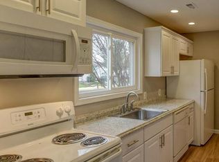 359 Reneau Way, Herndon, VA 20170