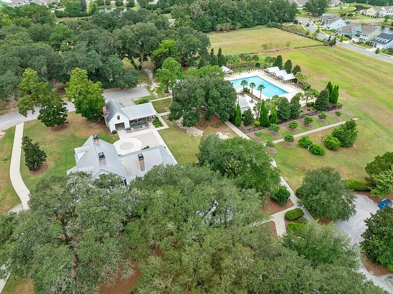 402 Oak View Way — Photo 35