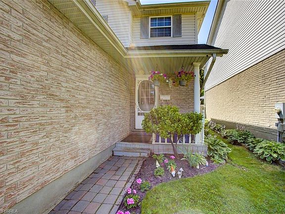 5th image of 223 Melran Dr