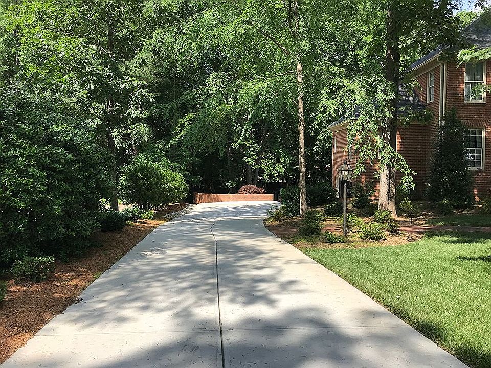 2nd image of 2309 Wharton Ln