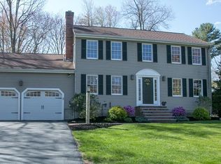 59 Delwyn Barnes Dr, Northbridge, MA 01534