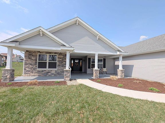 4th image of 731 Willowbrook Trl
