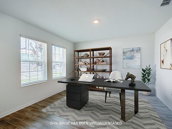 4th image of 1130 Pacific Dunes Dr